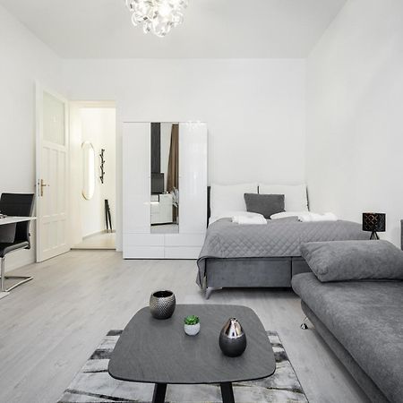 Dorsett Heights Apartment Budapest Exterior photo